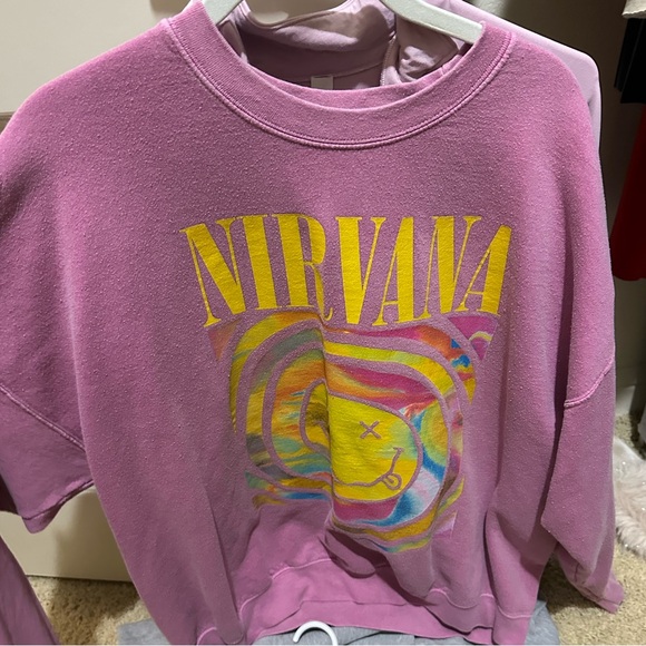 pink oversized nirvana sweatshirt - Picture 3 of 3